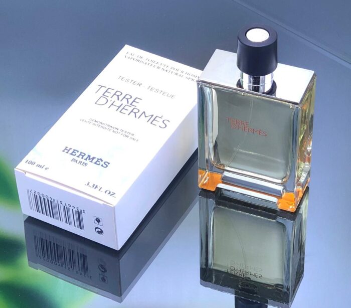 Herme's Terre D'Hermes Vaporisateur Parfum - Image 2