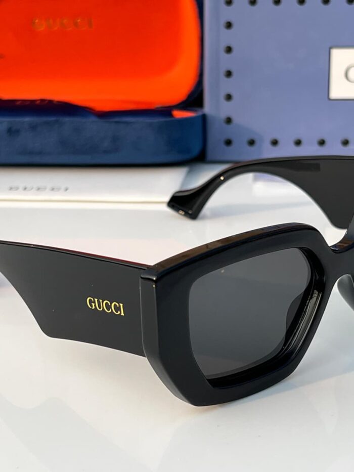 Gucci 86320 Black - Image 2