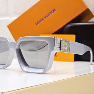 Louis Vuitton Millionaire- 1