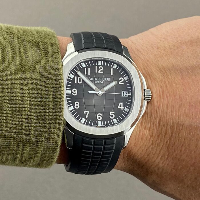 Patek Philippe Aquanaut Automatic (Black) - Image 3