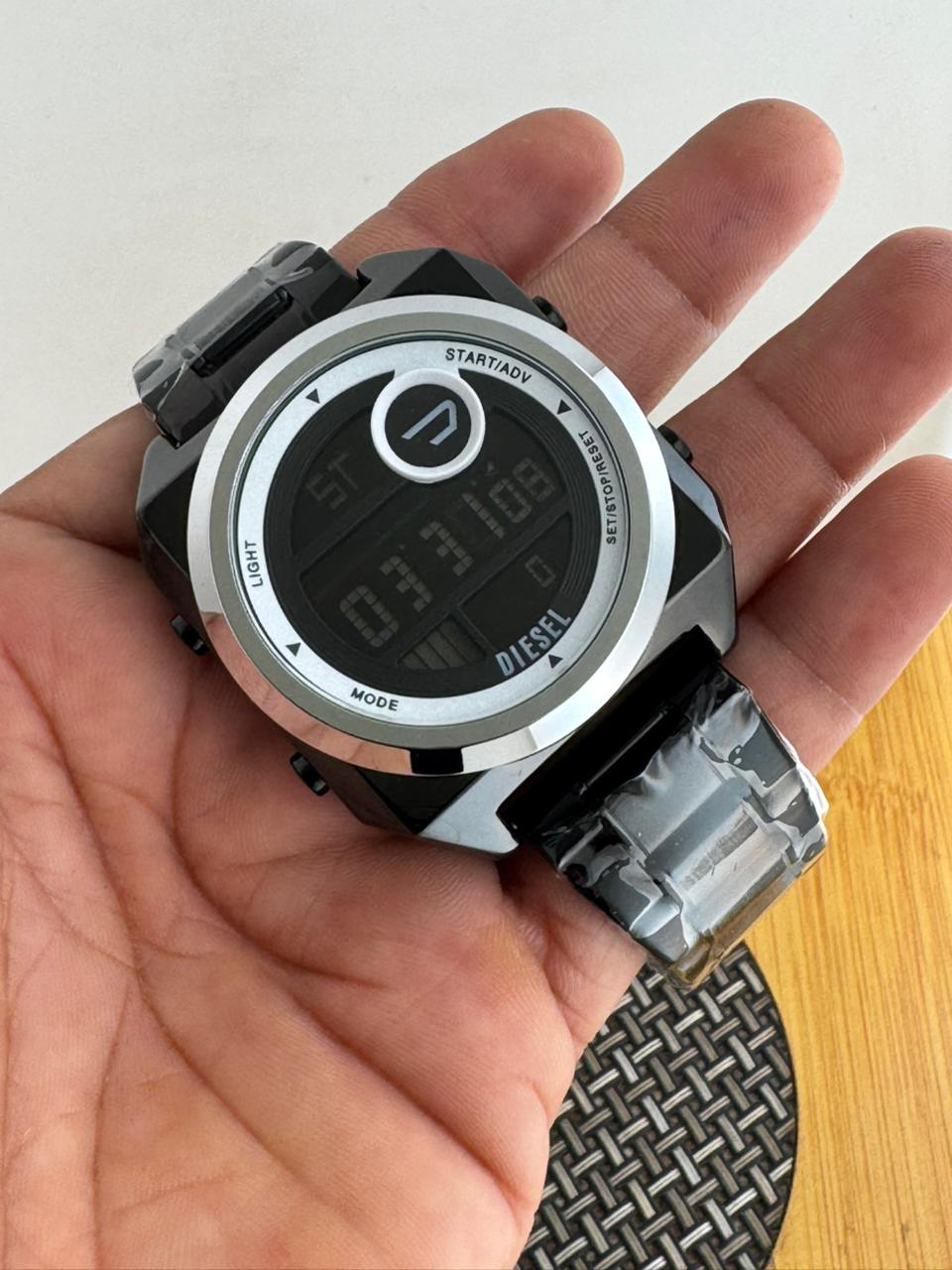 Diesel Digital Light (SL)