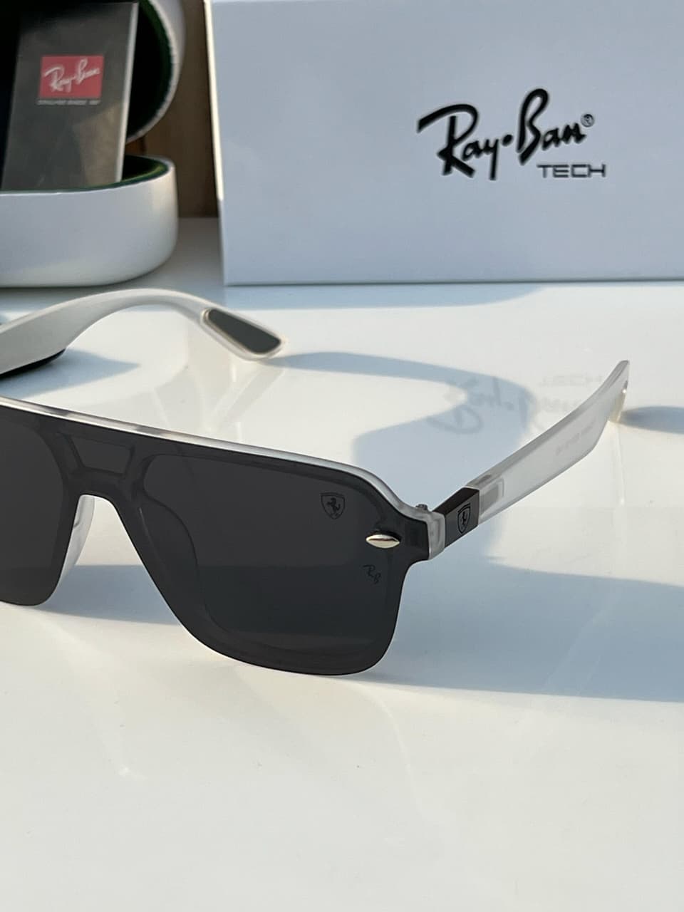 RayBan Sqaure RB (B-W)