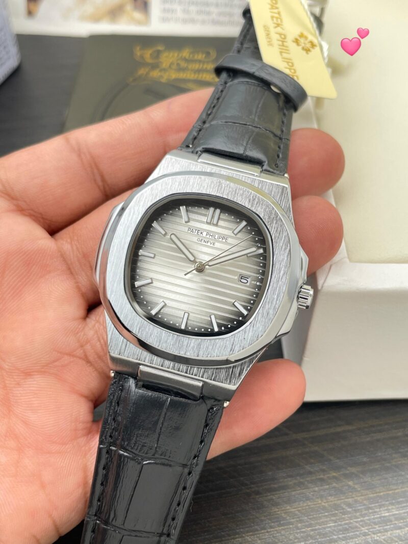 Patek Philippe Nautilus Leather (B-GRA)